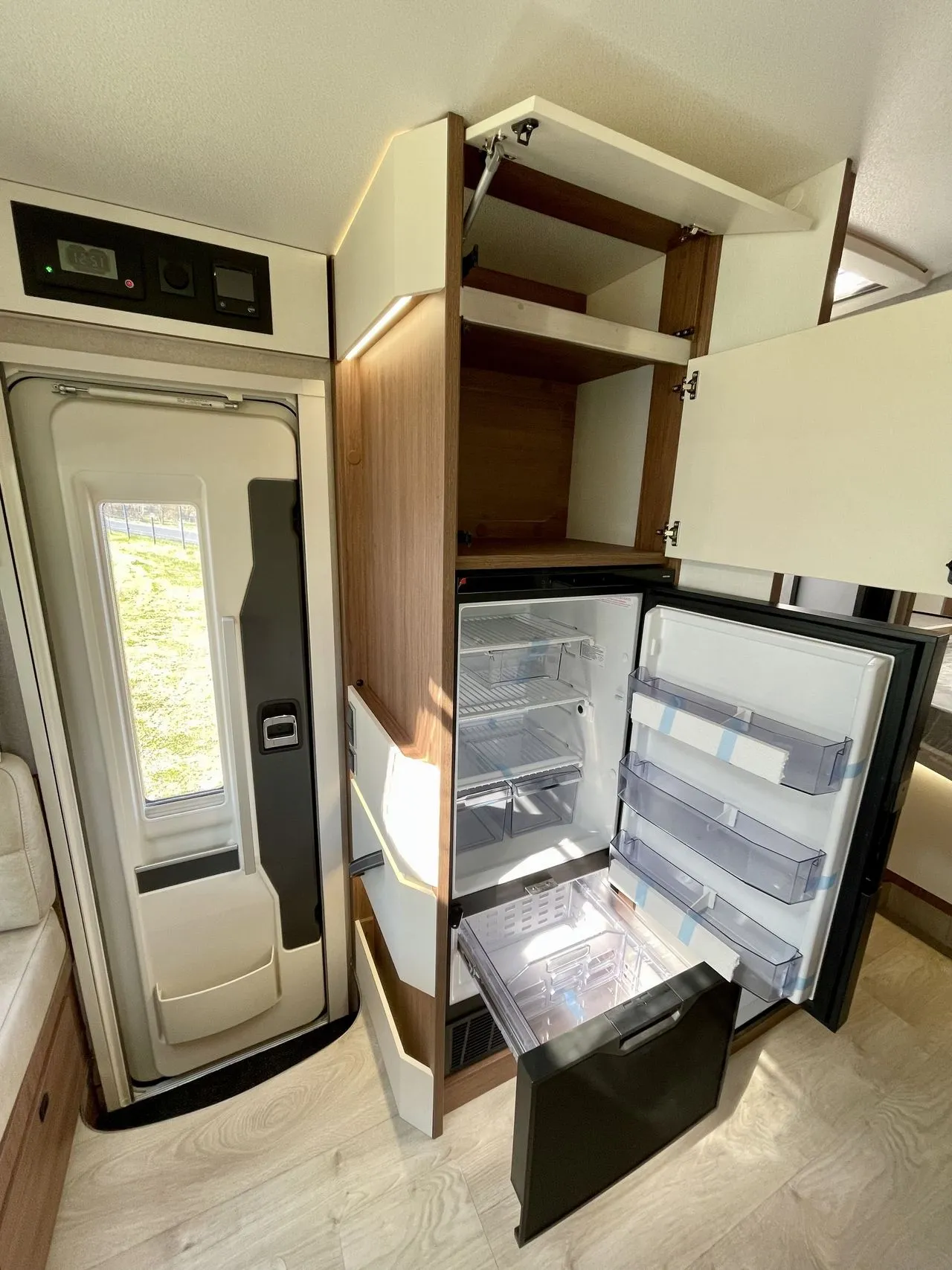 Camping-car - Fleurette - DISCOVER 75 LMF WELLNESS - 2026