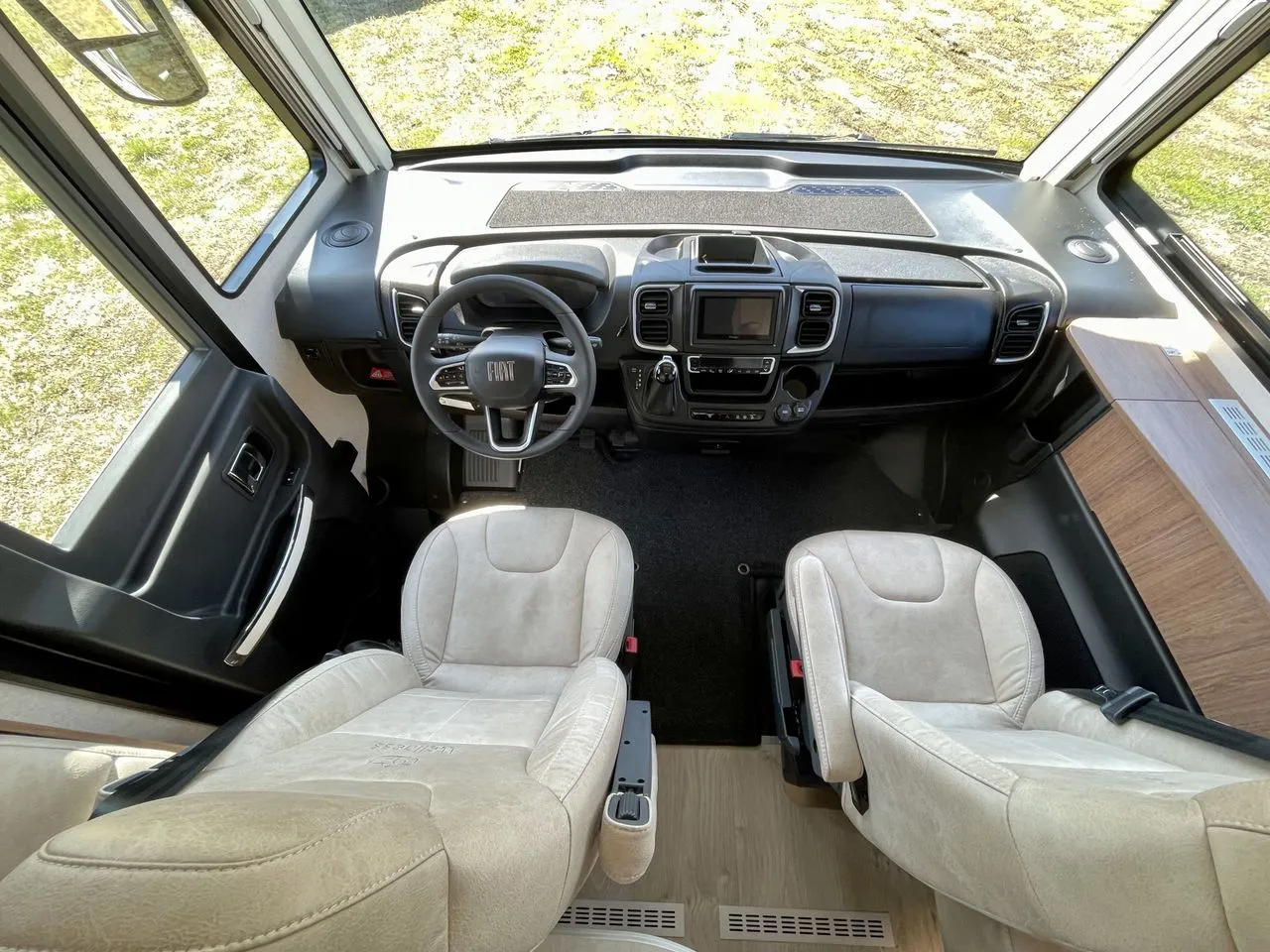 Camping-car - Fleurette - DISCOVER 75 LMF WELLNESS - 2026