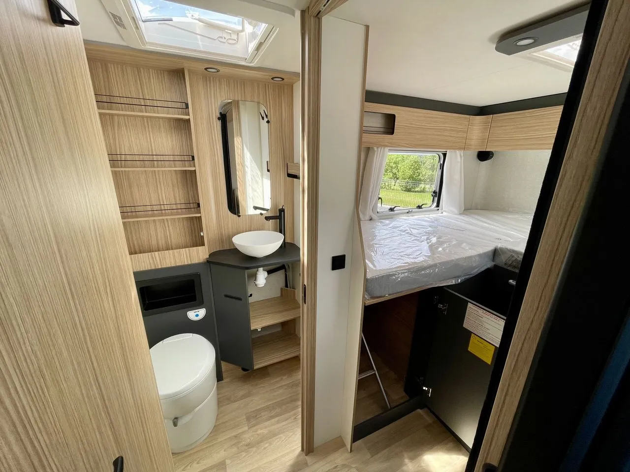 Camping-car - Bavaria - I 741 FGJ UNIK - 2026