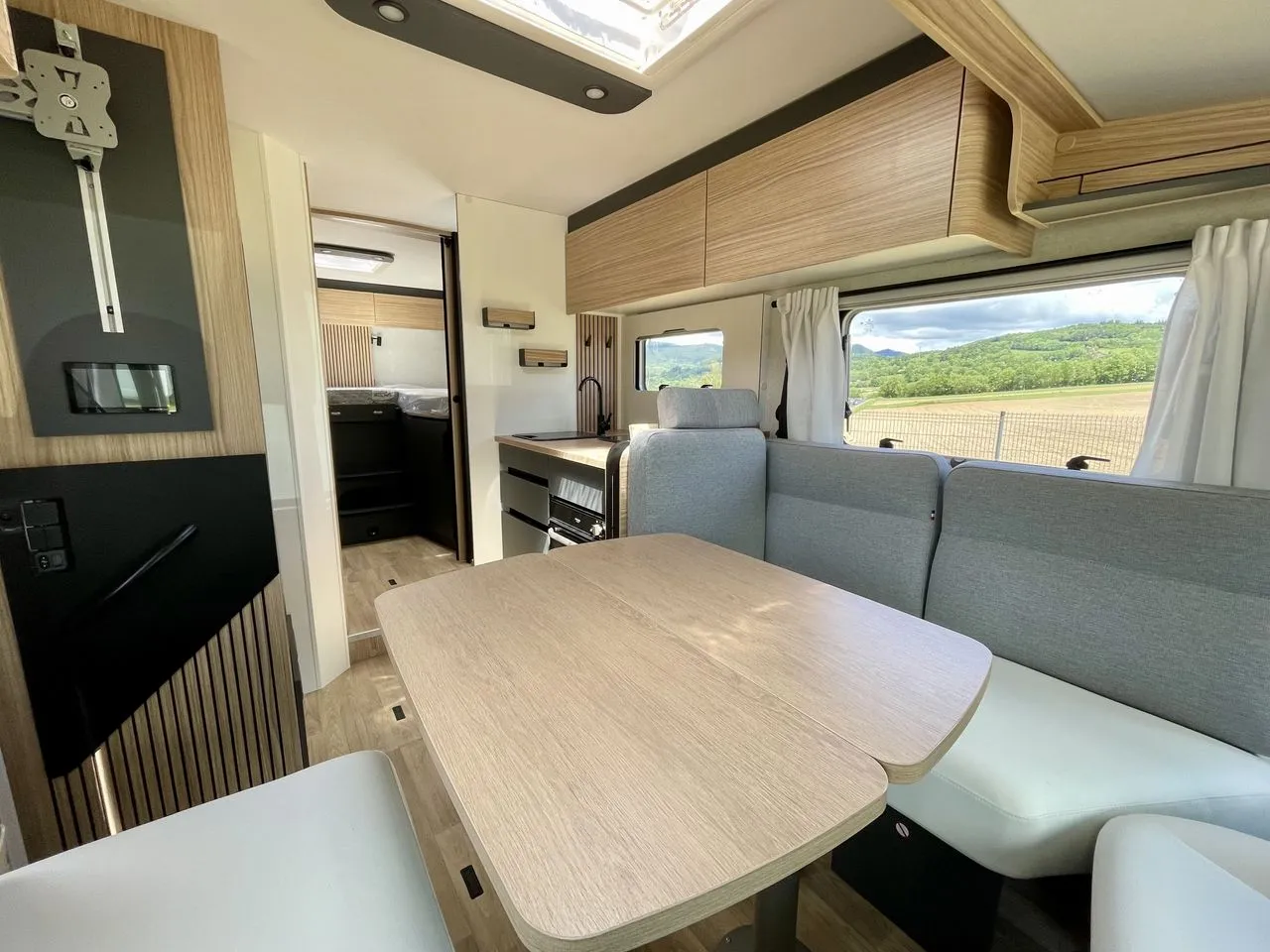 Camping-car - Bavaria - I 741 FGJ UNIK - 2026