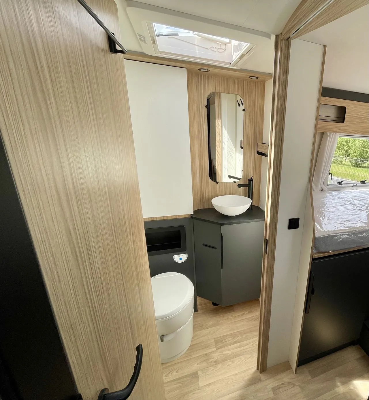Camping-car - Bavaria - I 741 FGJ UNIK - 2026