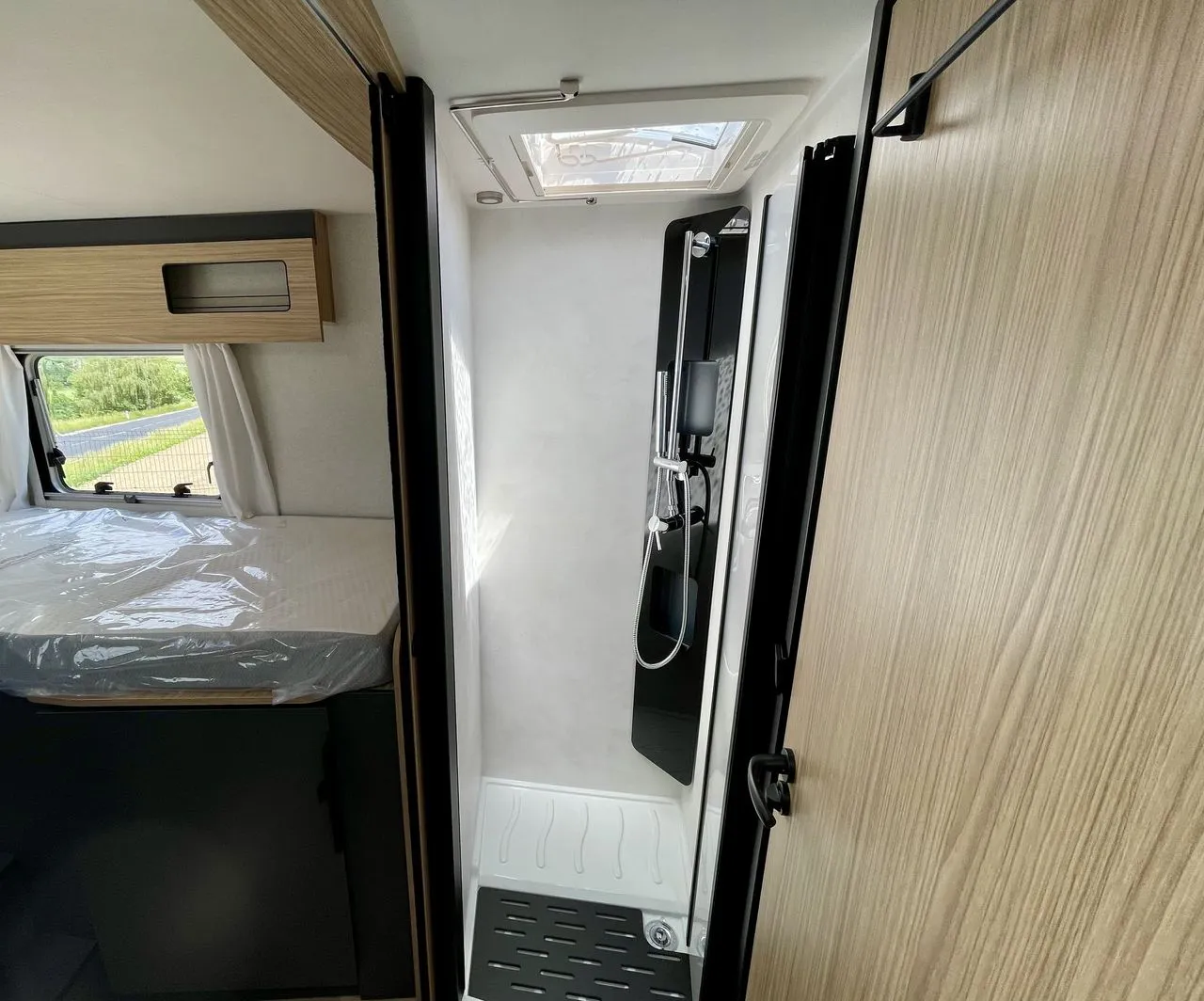 Camping-car - Bavaria - I 741 FGJ UNIK - 2026