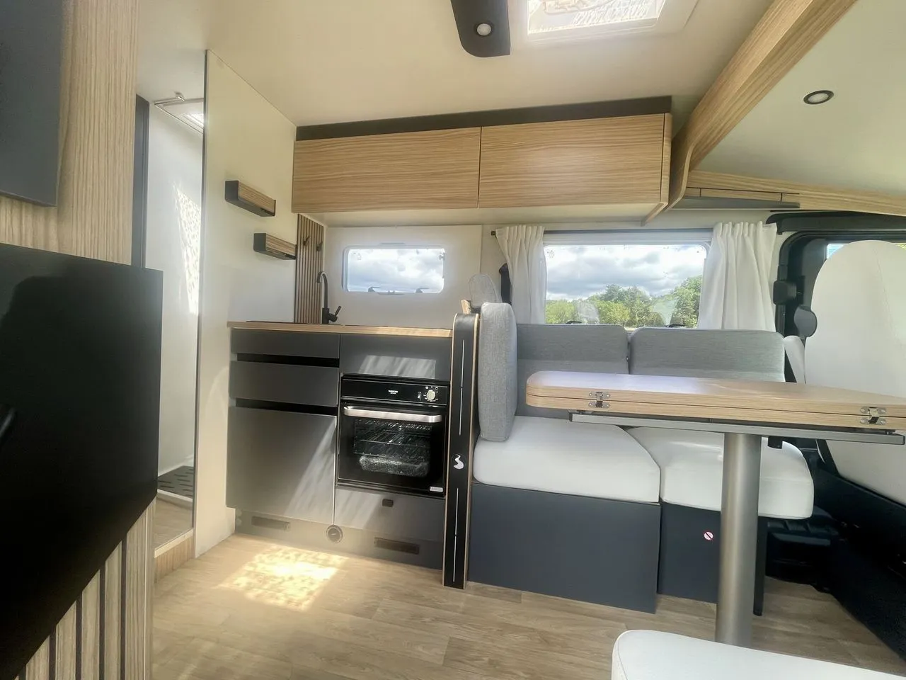 Camping-car - Bavaria - I 741 FGJ UNIK - 2026