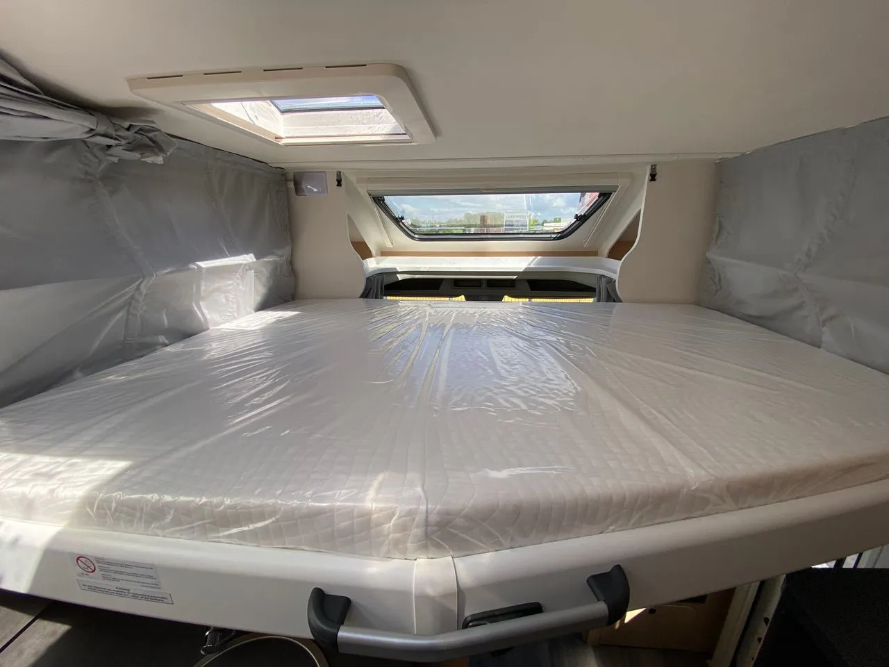 Camping-car - Sunlight - T680 Boite auto - 2024