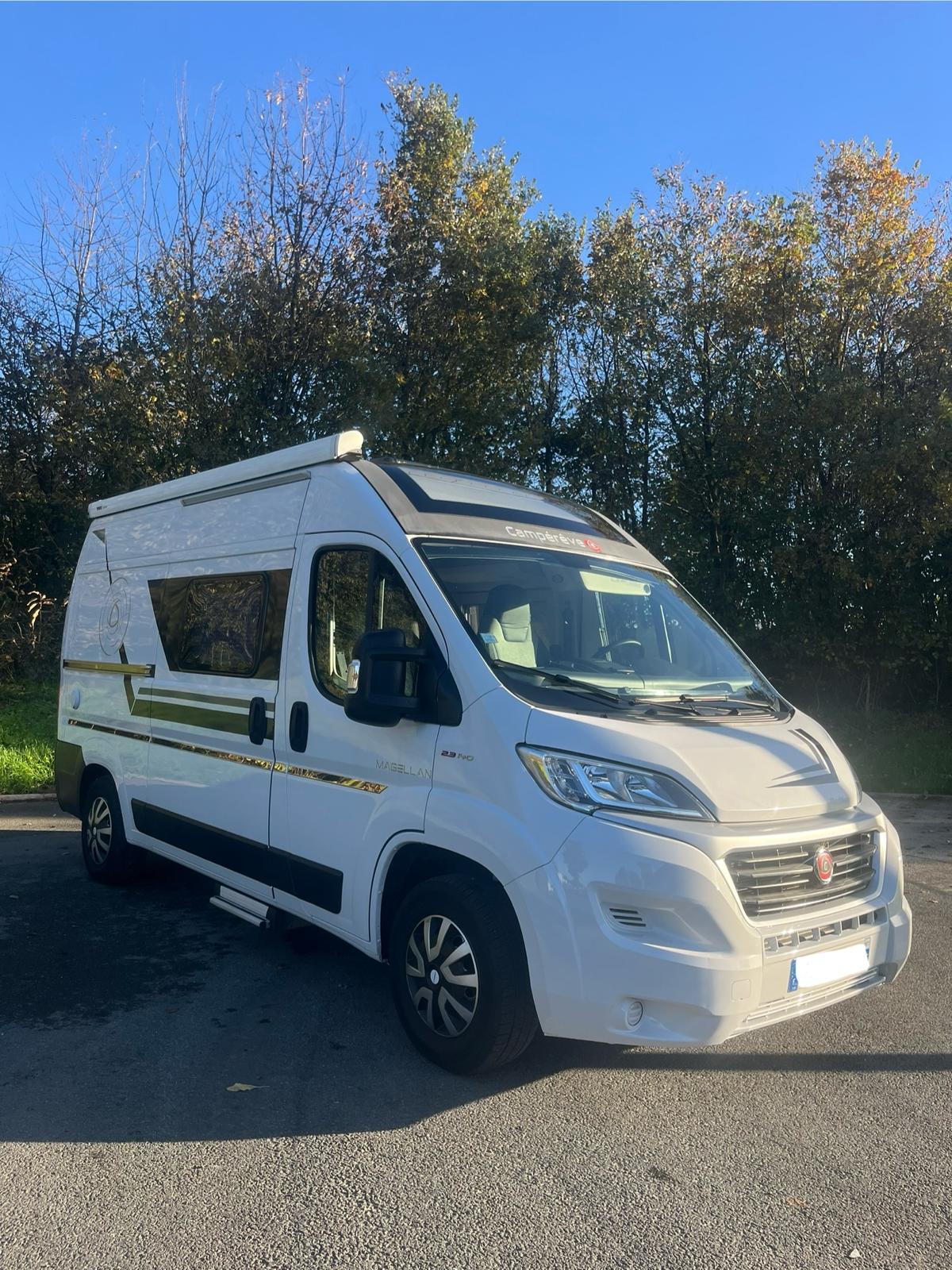 Camping-car CAMPEREVE Magellan 540