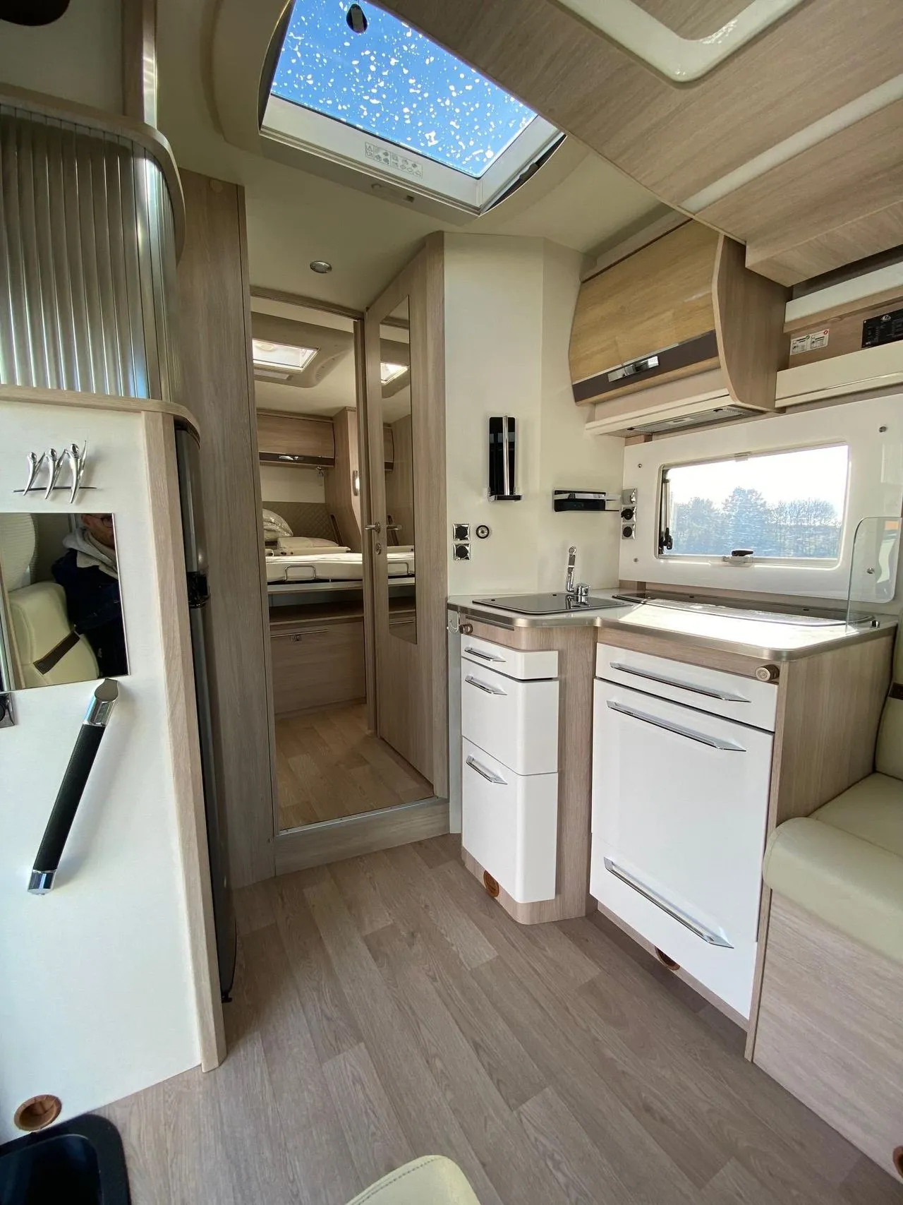 696F Premium Edition