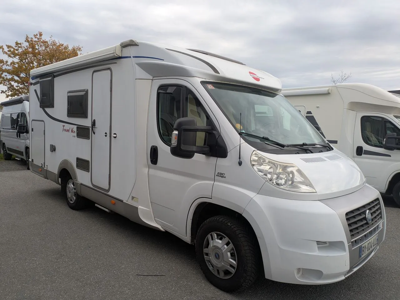 TRAVL VAN T620
