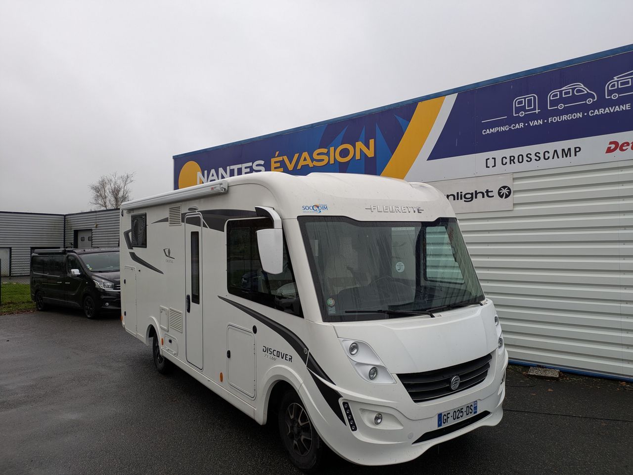 Camping-car FLEURETTE Discover 71LMF Cristal