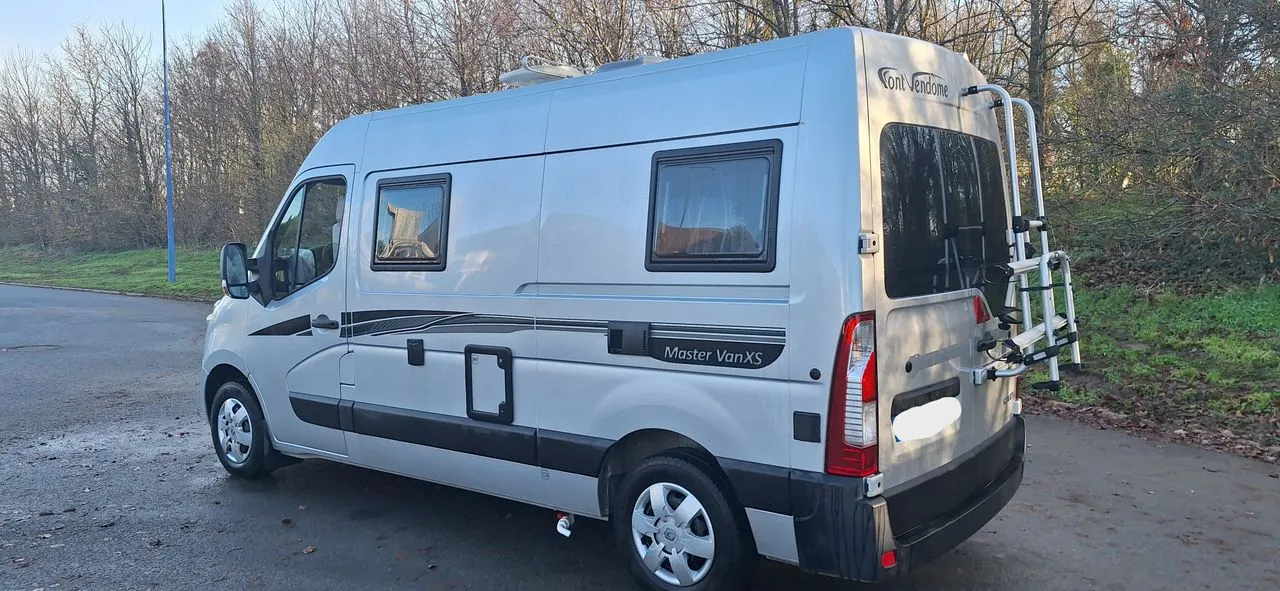 Master Van XS