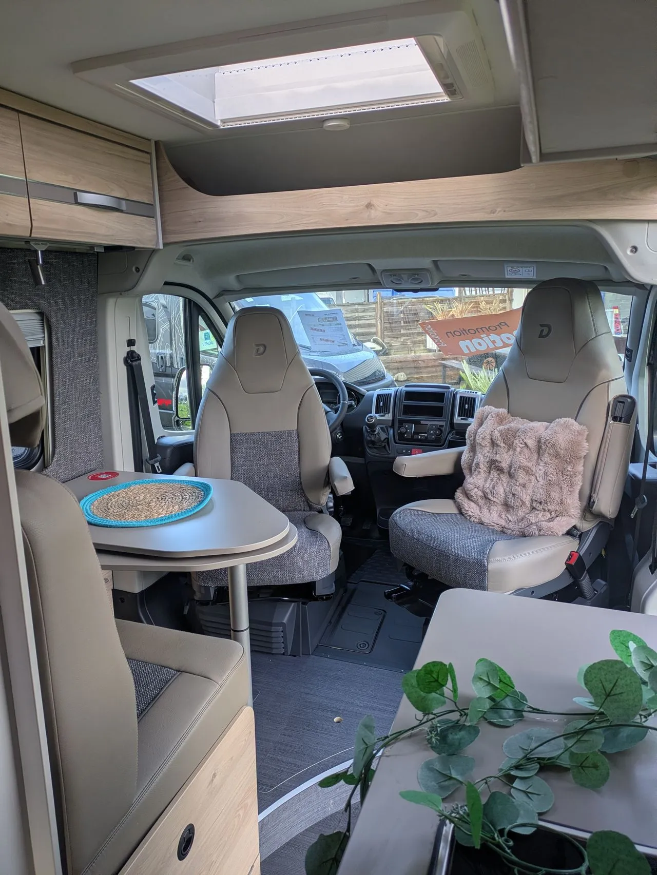 Fourgon aménagé - Dethleffs - GLOBETRAIL 600DS - 2025