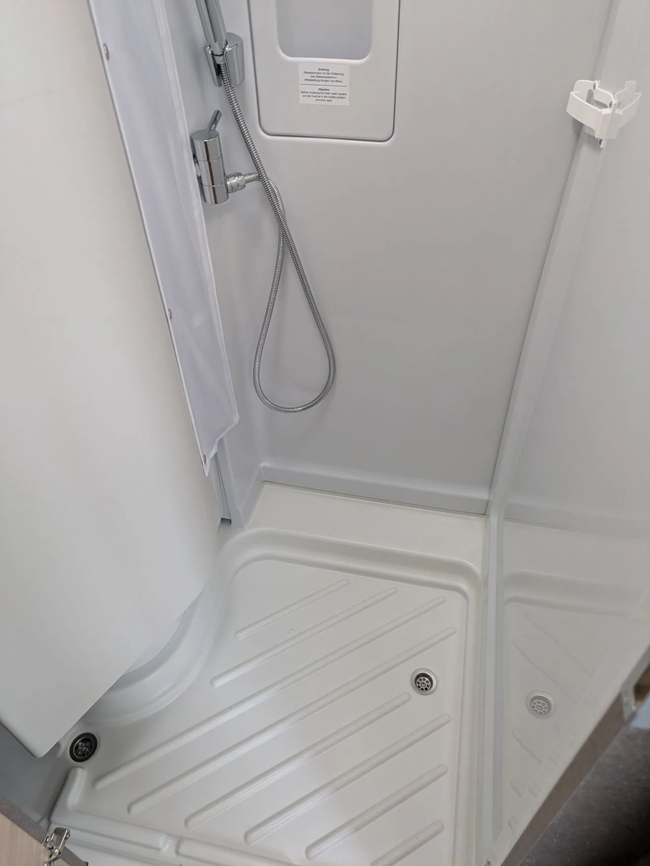 Fourgon aménagé - Dethleffs - Globetrail 600DS - 2026