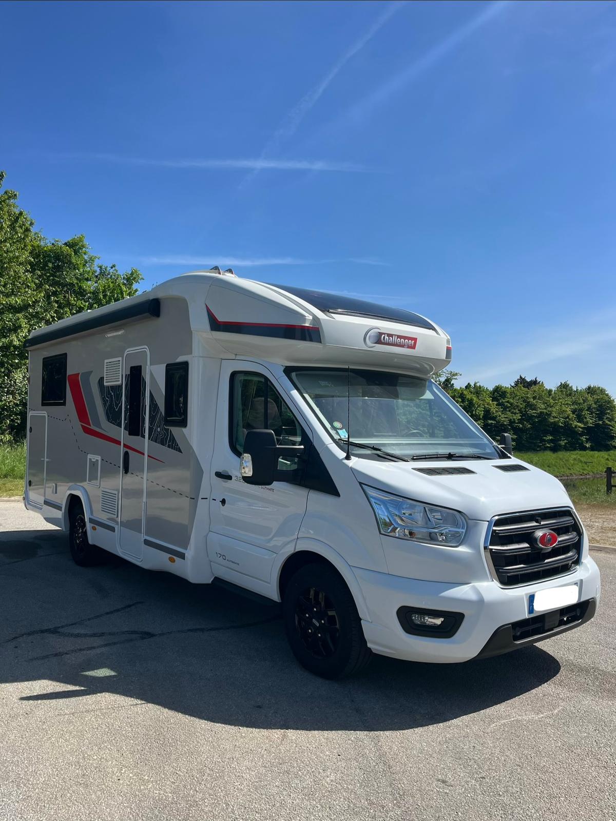 Camping-car CHALLENGER 328 Graphite Ultimate