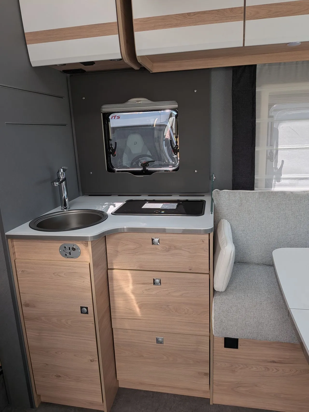 Camping-car - Dethleffs - T 7052 EBL - 2026