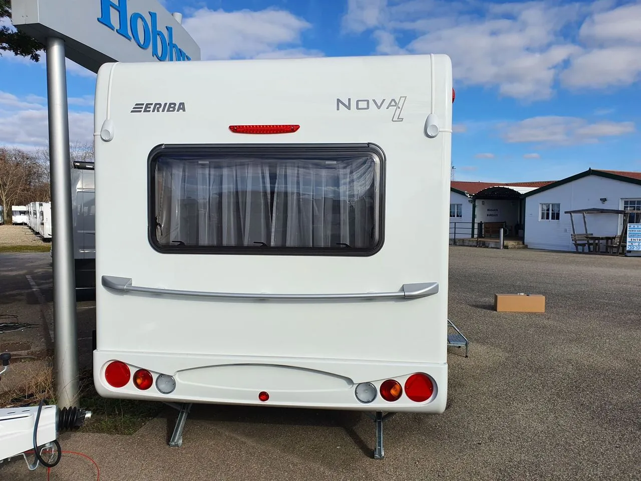 Caravane - Eriba - NOVA LIGHT 425 - 2023