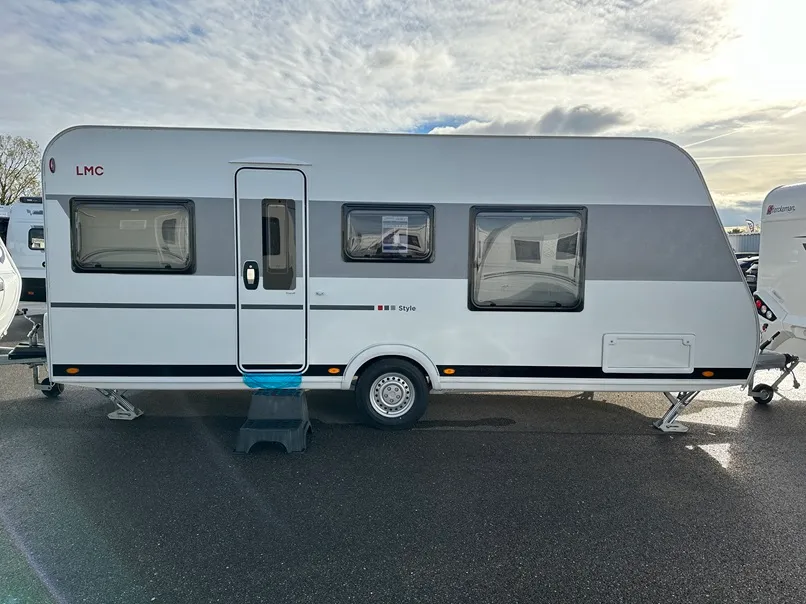 Caravane - LMC - 450 D STYLE - 2023