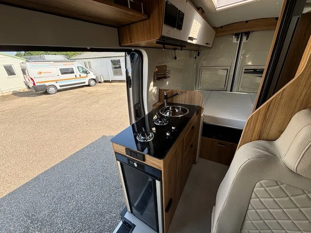 FORTY VAN 4X4 ELEGANCE