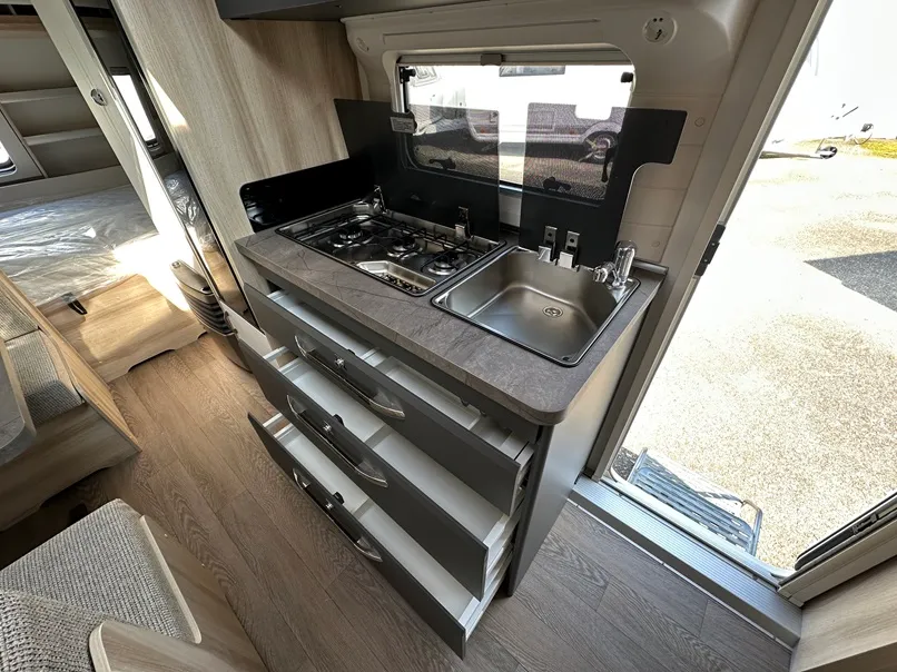 Caravane - Hobby - 490 KMF DE LUXE - 2025