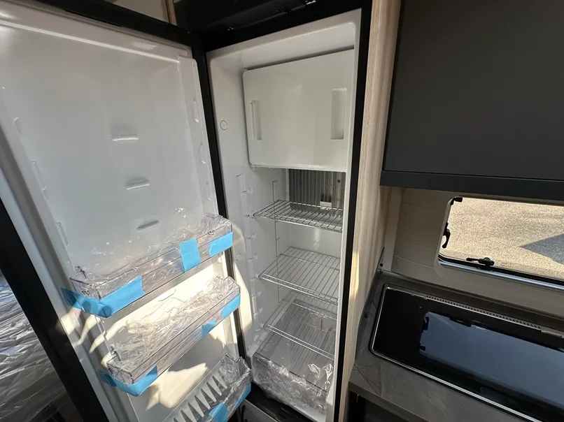 Caravane - Hobby - 490 KMF DE LUXE - 2025