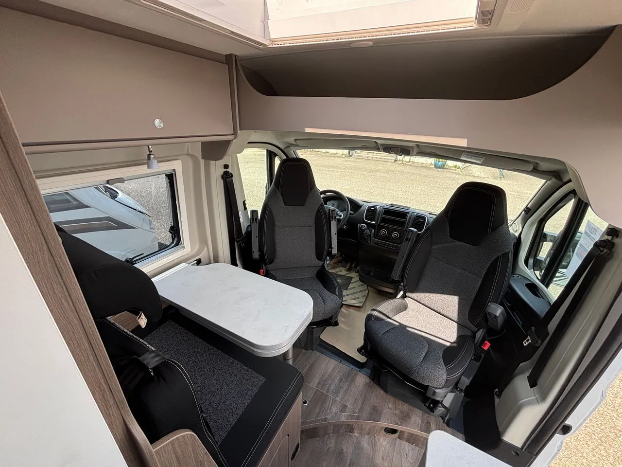 Fourgon aménagé - Carado - CV 540 PRO - 2025