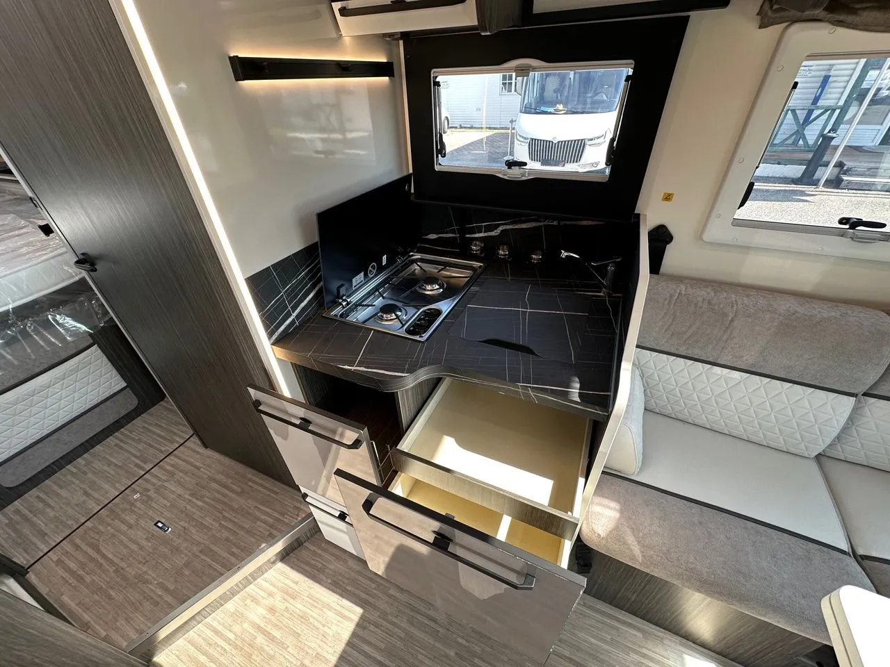 Camping-car - Mc Louis - MC4 881 25 EDITION - 2026