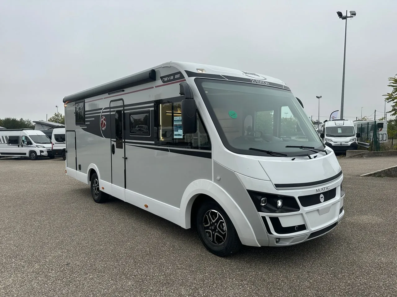NEVIS 881 25 EDITION