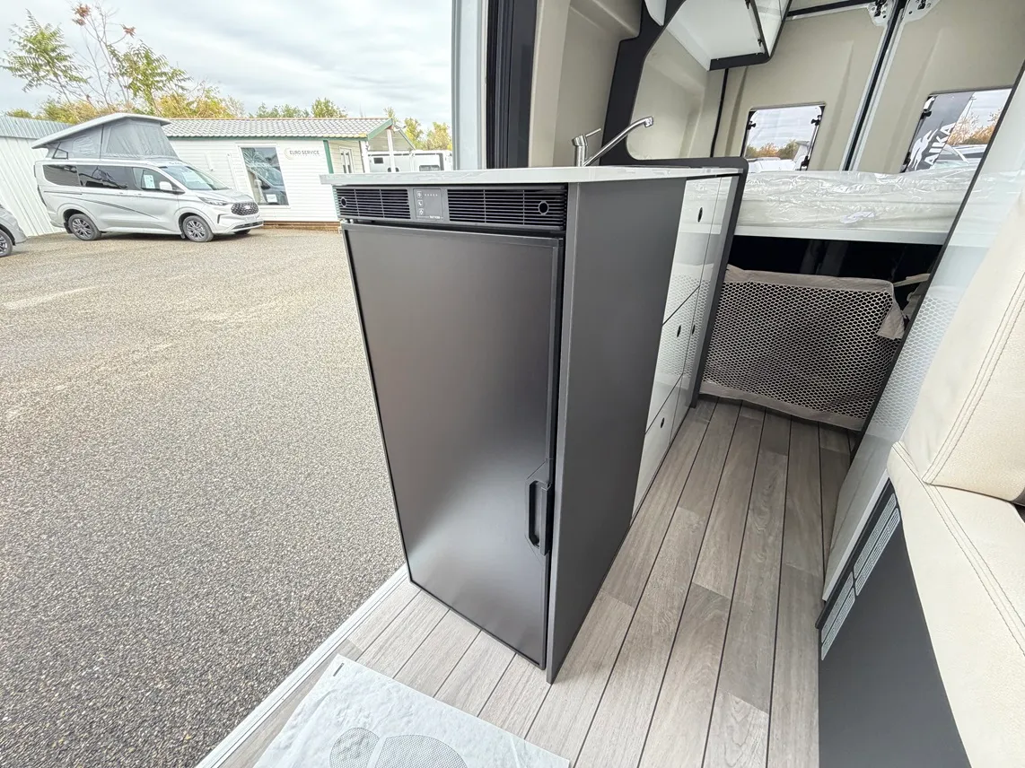 Fourgon aménagé - Mc Louis - MENFYS NEXT 3 - 2026