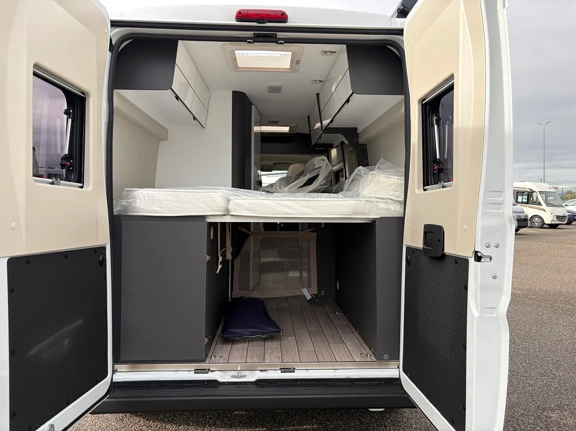 Fourgon aménagé - Mc Louis - MENFYS NEXT 3 - 2026