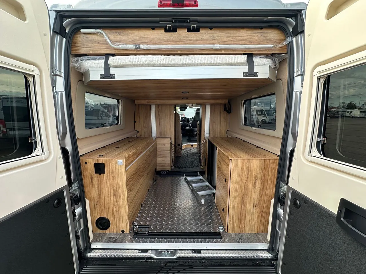 Fourgon aménagé - Font Vendôme - DUO VAN GARAGE ELEGANCE - 2026