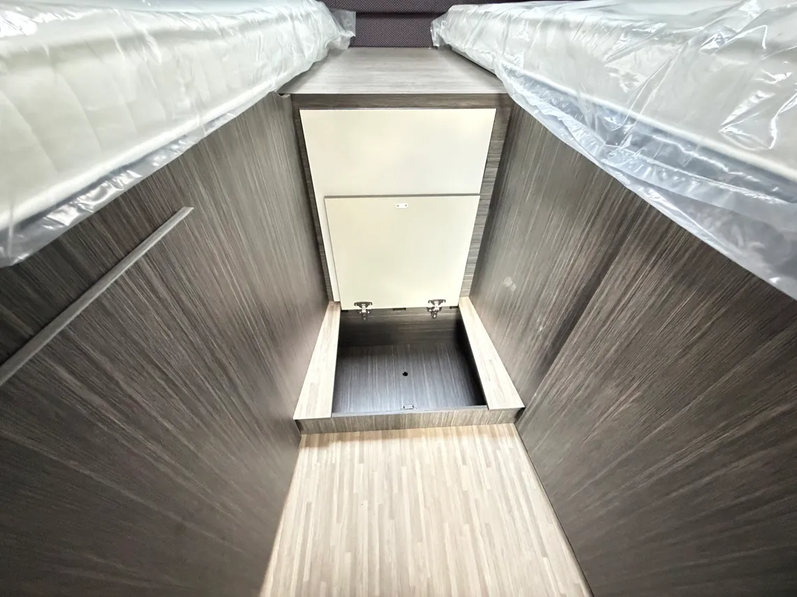 Camping-car - Mc Louis - NEVIS 870 - 2026