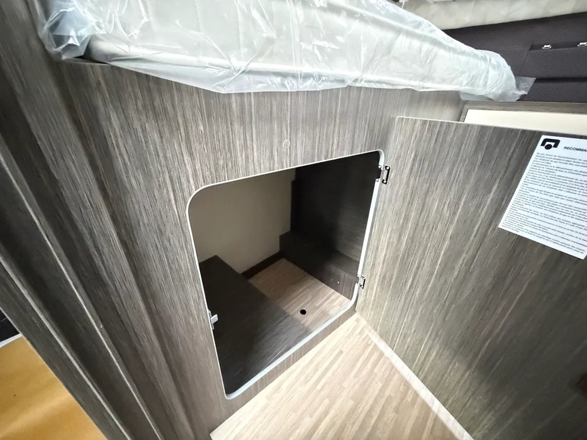 Camping-car - Mc Louis - NEVIS 870 - 2026