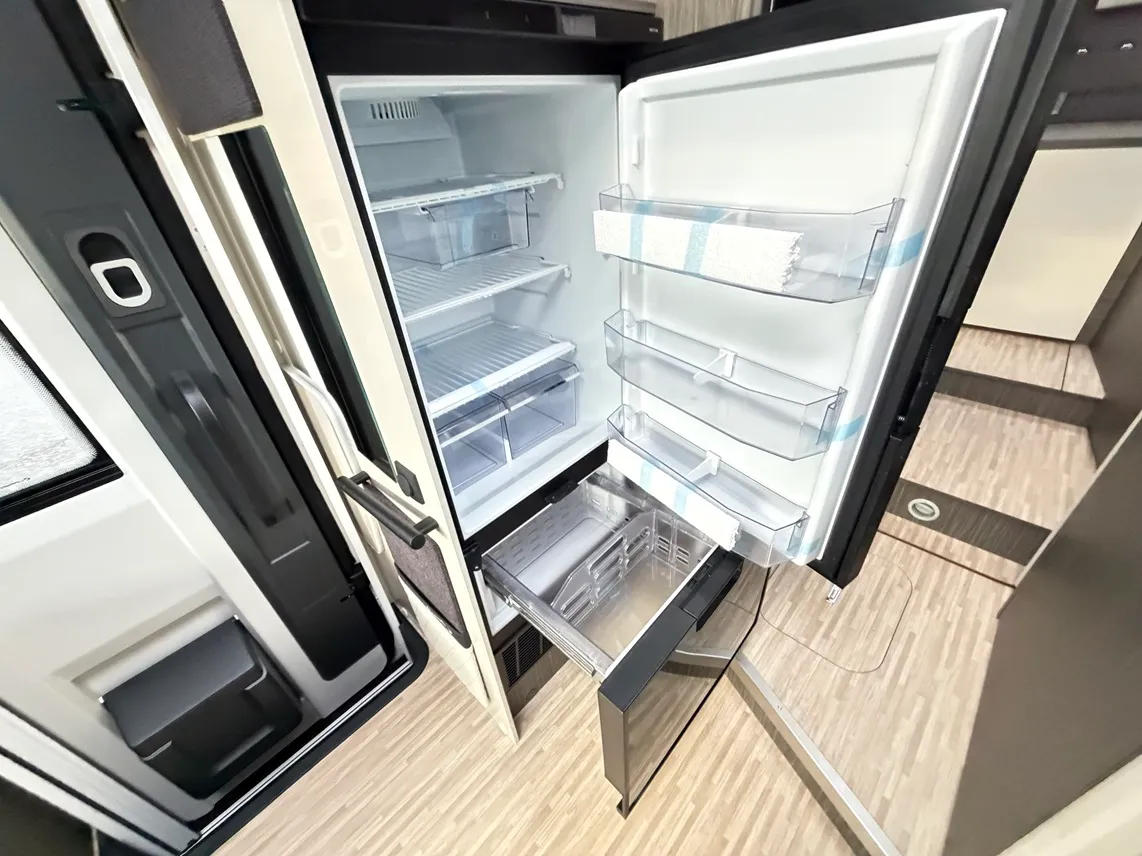 Camping-car - Mc Louis - NEVIS 870 - 2026