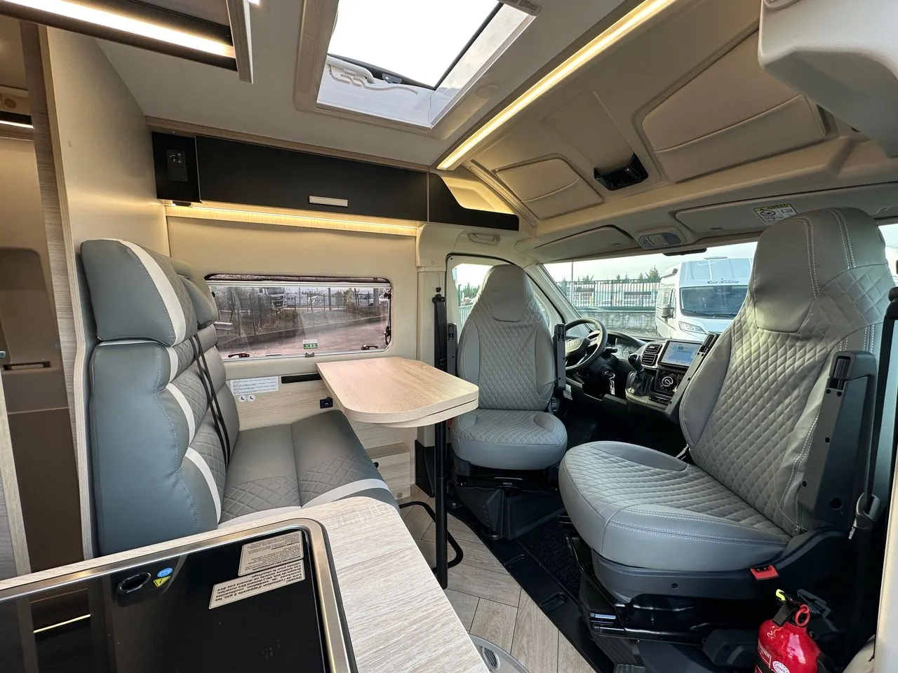 Fourgon aménagé - Challenger - V217 SPORT EDITION - 2026