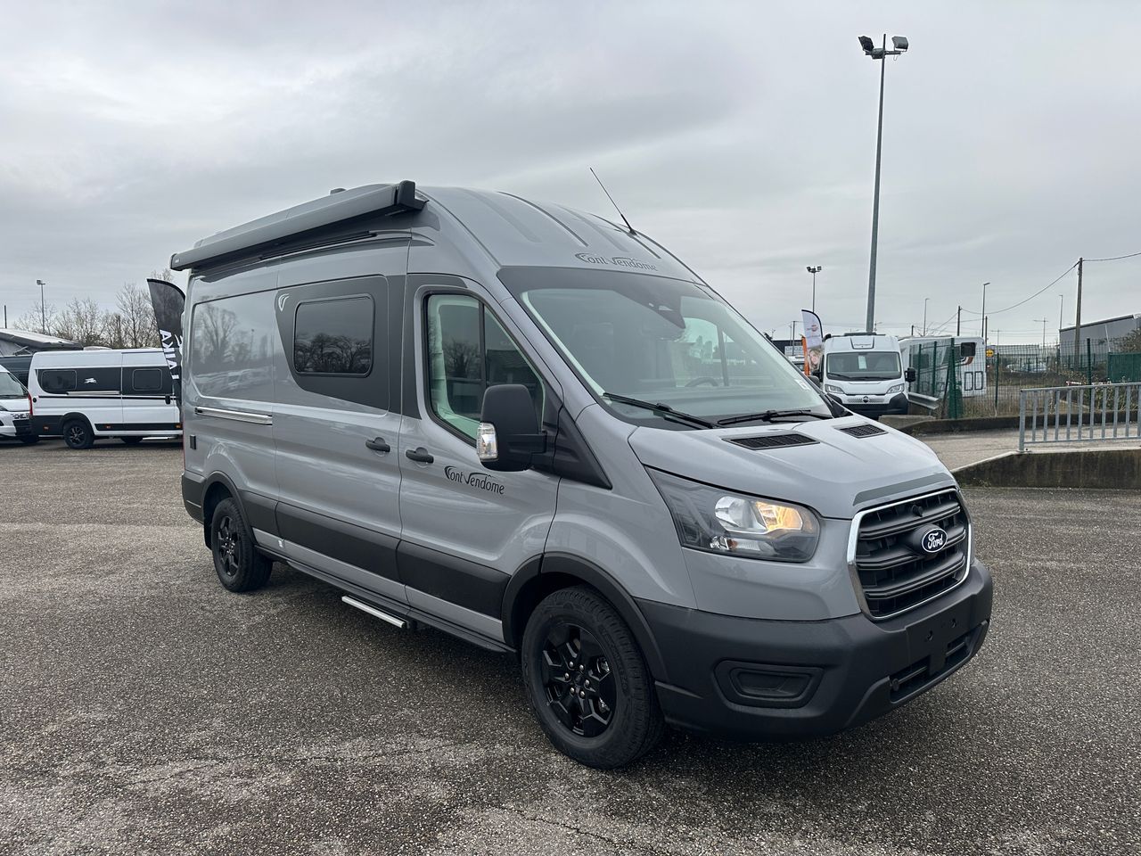 Camping-car FONT VENDOME FORTYVAN 4X2