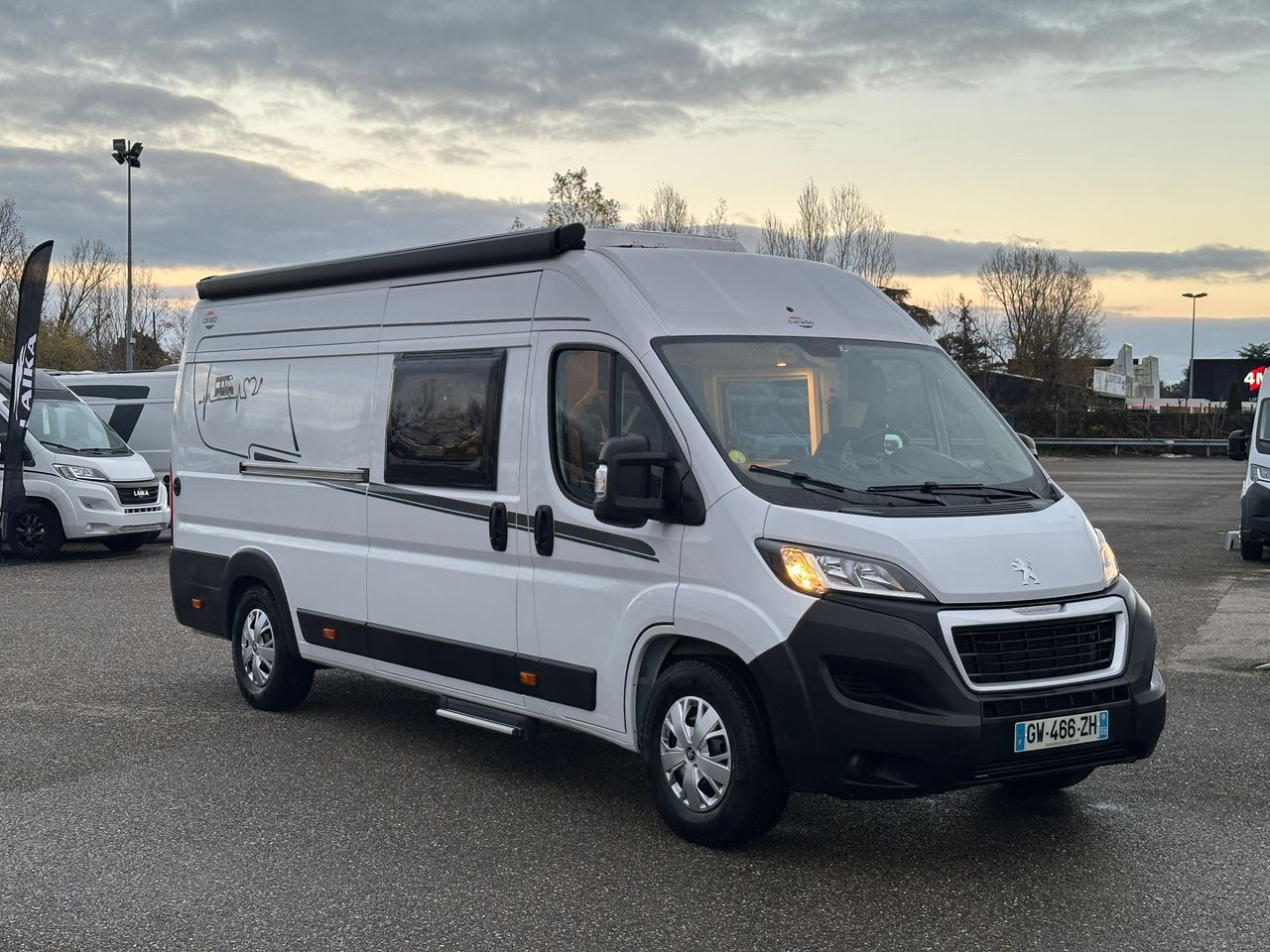 Camping-car CARADO CVE 640