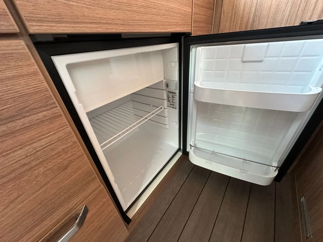 Fourgon aménagé - Weinsberg - CARABUS 630 MEG EDITION FIRE - OUTLAW - 2026