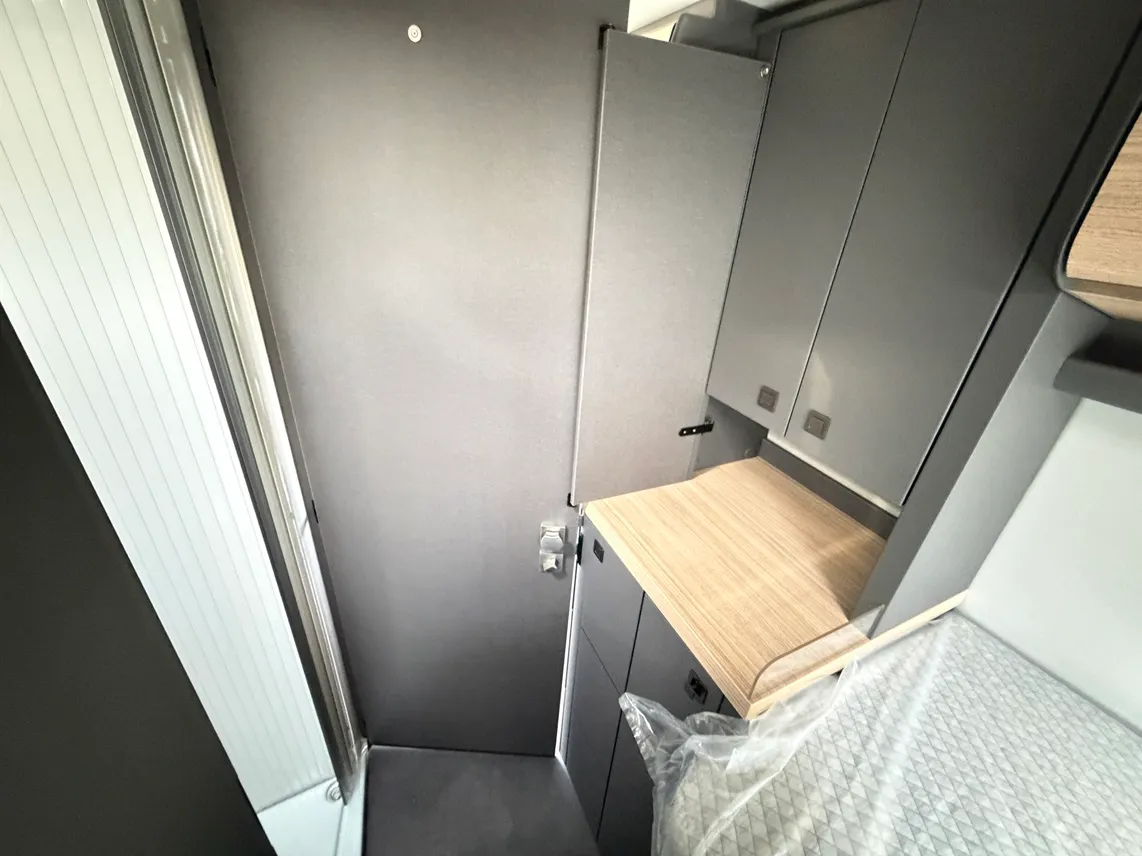 Fourgon aménagé - Malibu - VAN FIRST CLASS GT SKYVIEW 640 LE RB - 2026