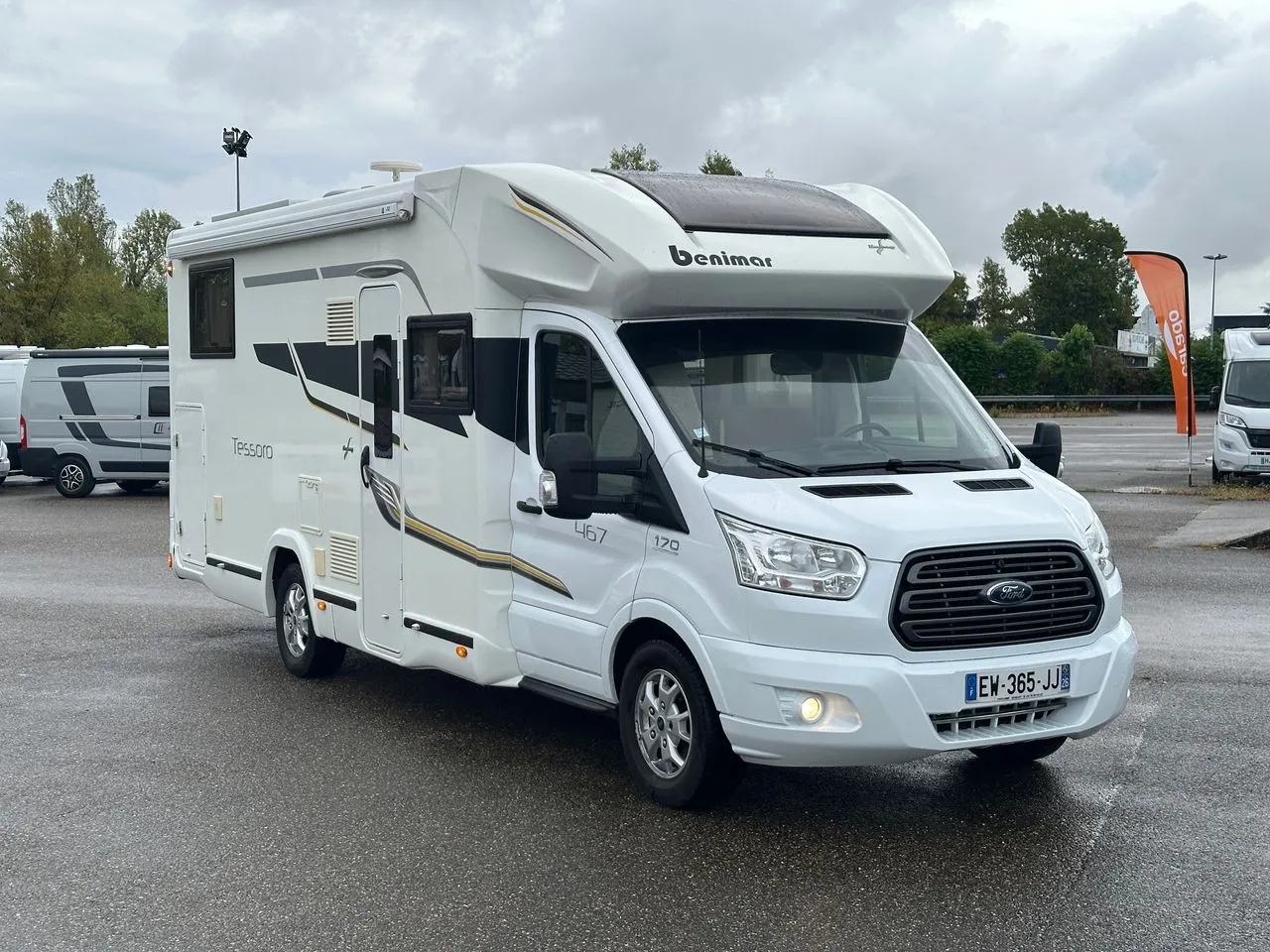 Camping-car occasion – Profilé — Camping-car profilé