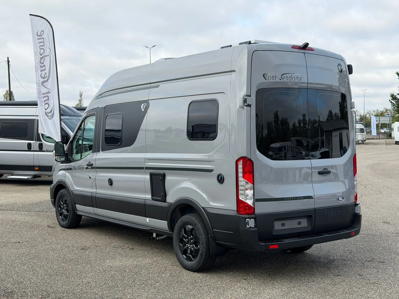 FORTYVAN 4X2 ELEGANCE
