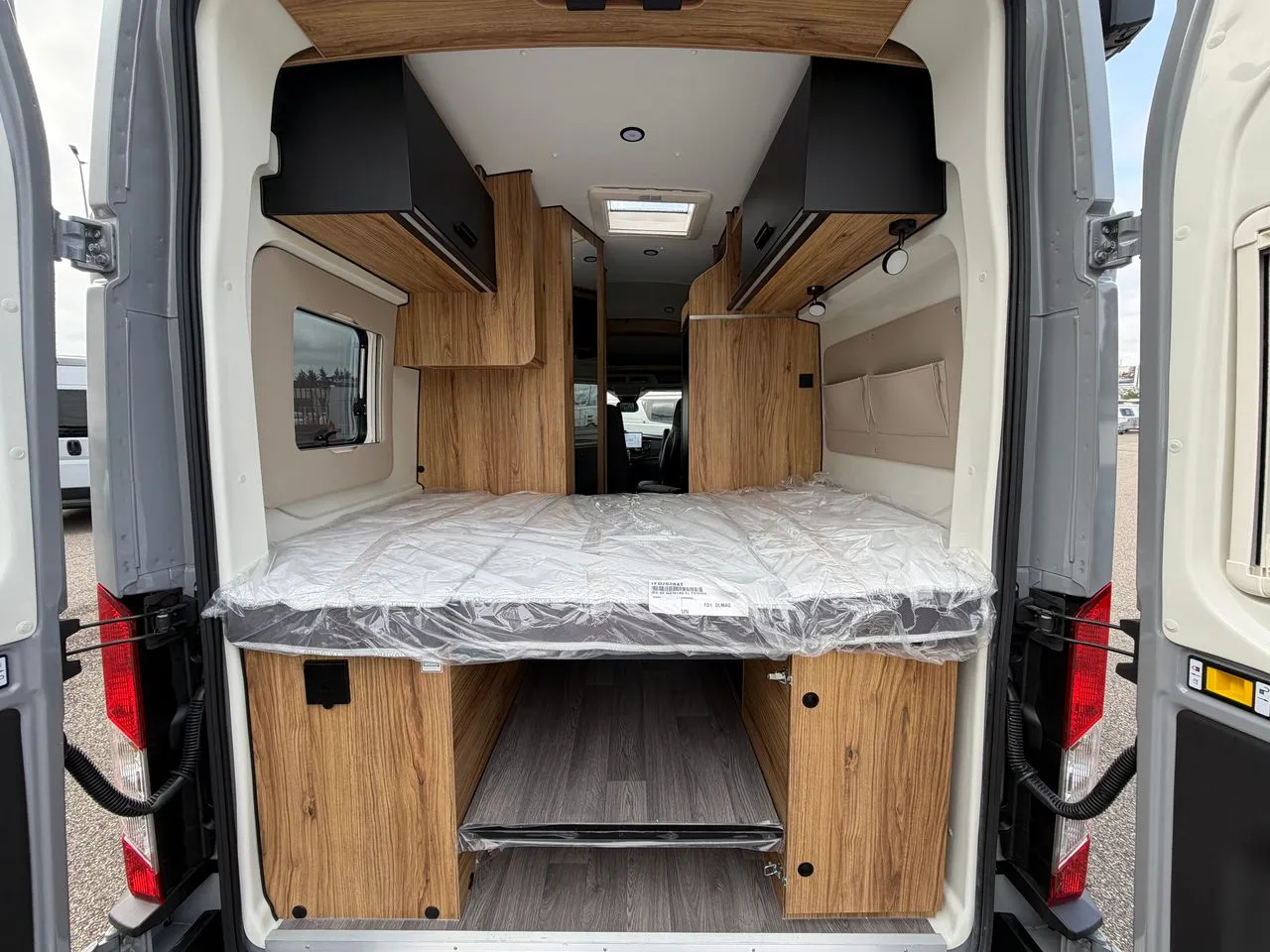 FORTYVAN 4X2 ELEGANCE