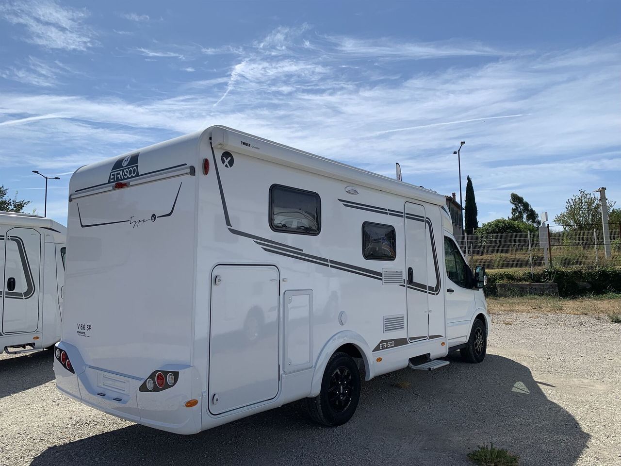 Camping-car - Etrusco - V 6.6 SF - 2023