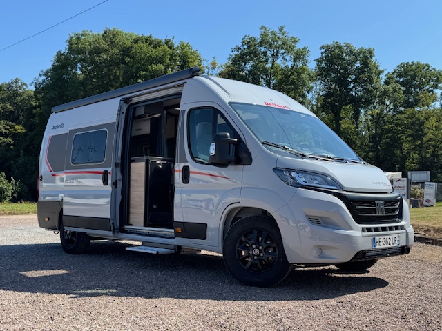 Camping-car DETHLEFFS CVD640ES
