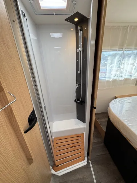 Camping-car - Sunlight - T 69LC - 2026