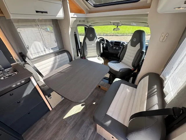 Camping-car - Sunlight - T 69LC - 2026