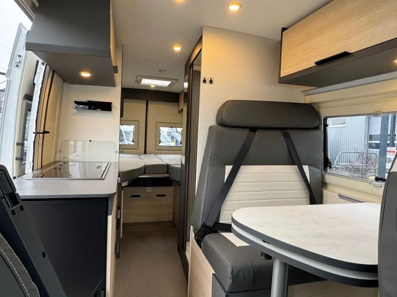 Fourgon aménagé - Dreamer - D68 - 2026