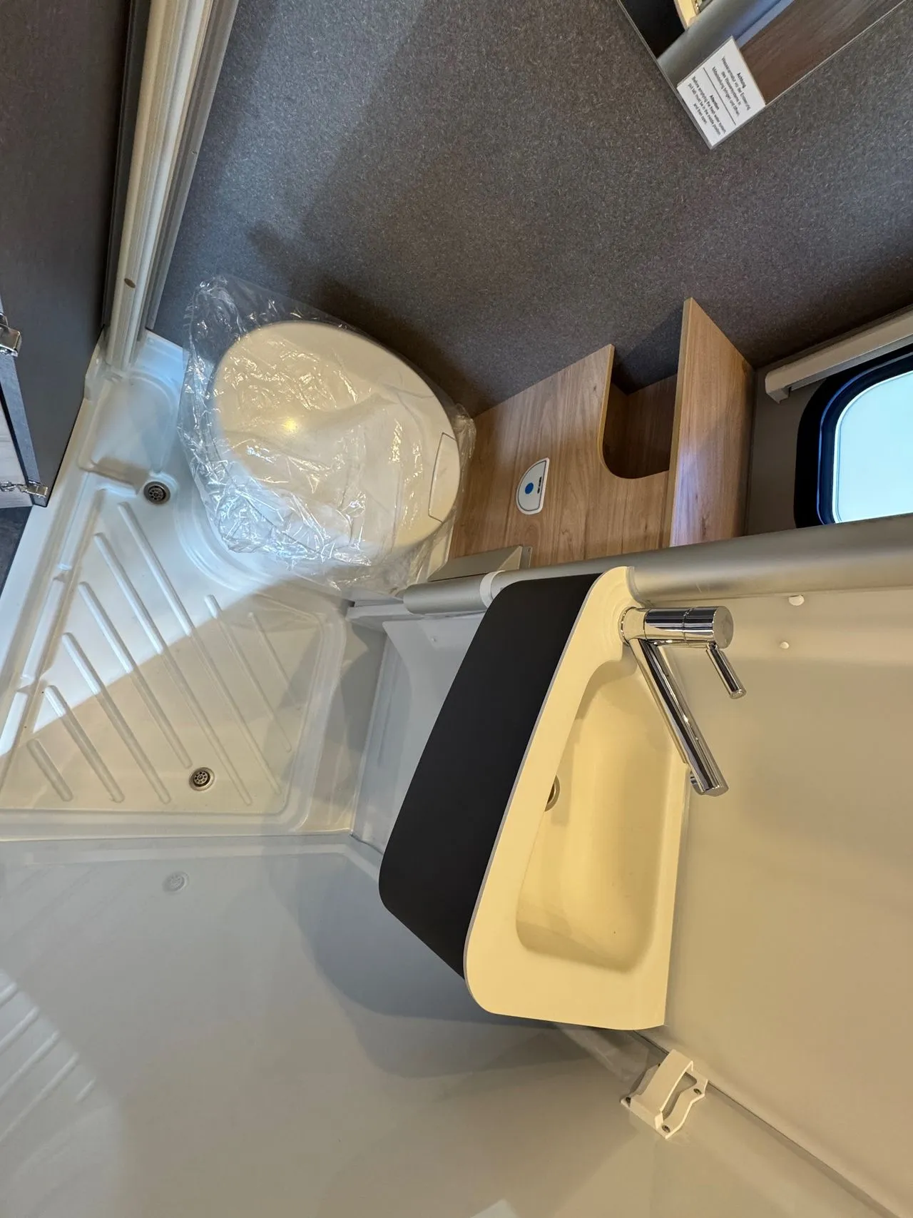 Fourgon aménagé - Dethleffs - CVD 600DS - 2026