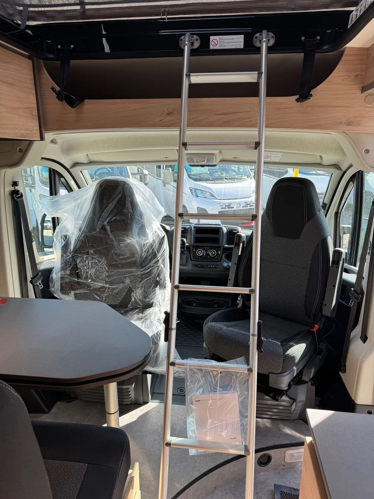 Fourgon aménagé - Dethleffs - CVD 600DS - 2026