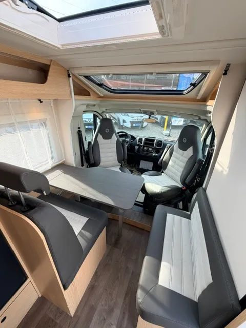 Camping-car - Sunlight - V 67S - 2026