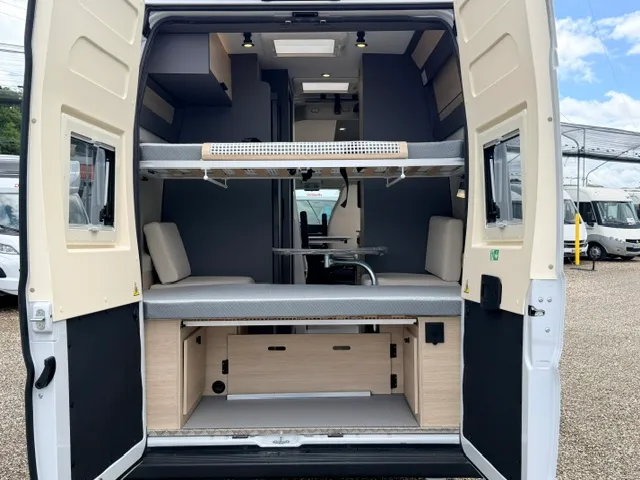 Fourgon aménagé - Dreamer - CAMPER FIVE - 2026