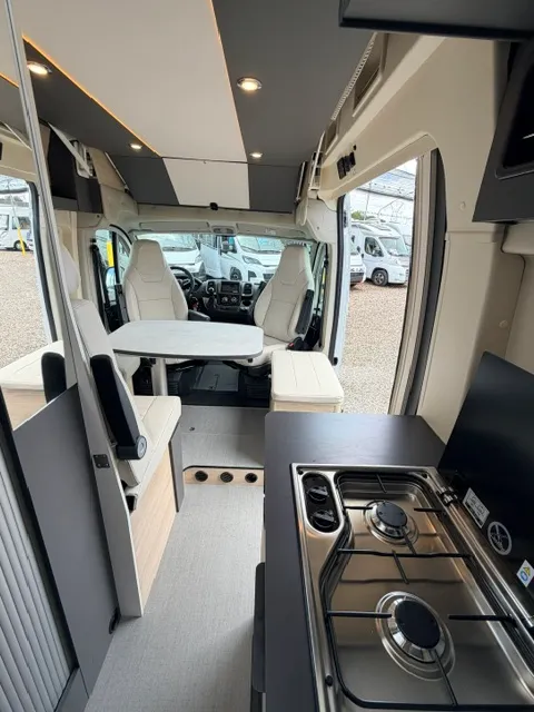 Fourgon aménagé - Dreamer - CAMPER FIVE - 2026