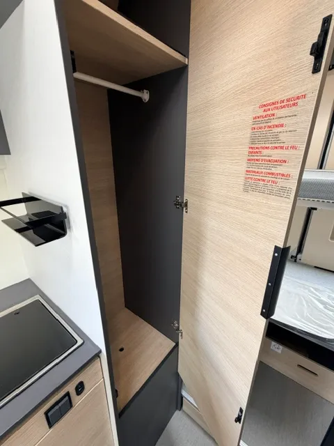 Fourgon aménagé - Dreamer - CAMPER FIVE - 2026